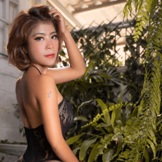 Additional image Liya