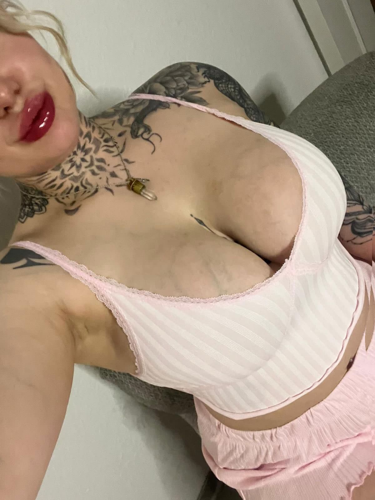 Additional image Deutsche Blonde Amateurin !!