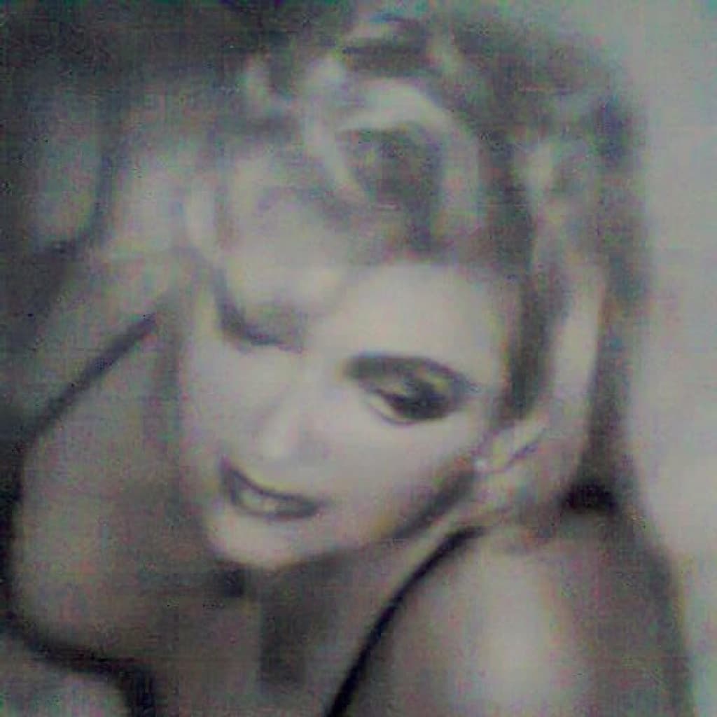 Additional image Rosi