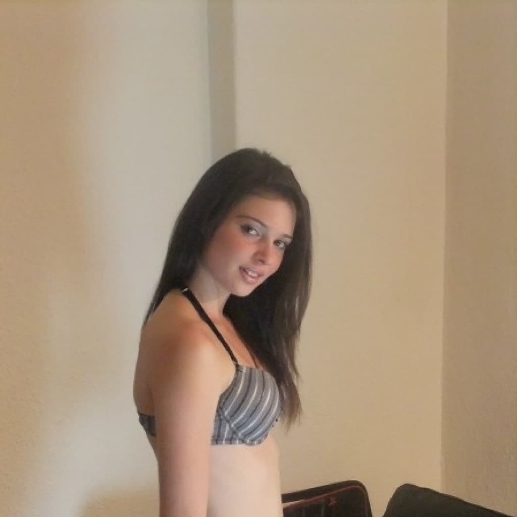 Additional image Cindy